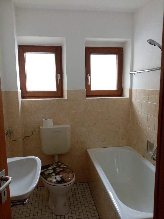 Bezahlbare 3,5-Zimmer-Wohnung mit Einbauküche | ca. 70 m² | nur 399 € kalt - Photo 3