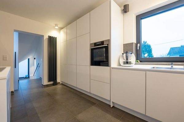 Offene, moderne Küche