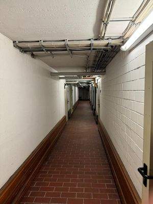 Kellerflur (002).jpg