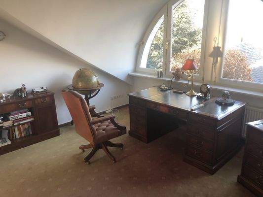 Arbeitszimmer im Obergeschoss