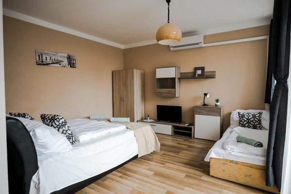 ERSTER STOCK Schlafzimmer