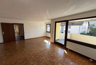 Das herrlich helle Wohnzimmer