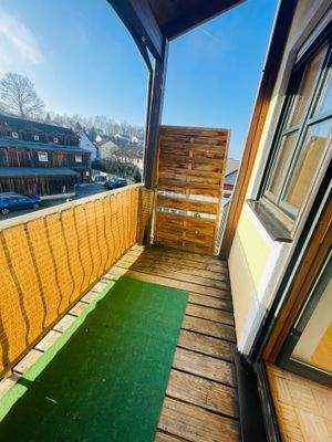 überdachter Südbalkon