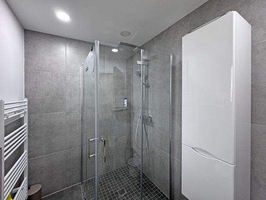 Duschbad Hinterhaus 1