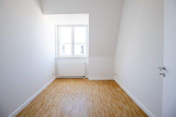 Best_Place_Luisenstraße_45_WE24_Zimmer1-3