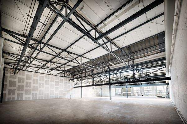 a5-lagerhalle-hilden-ellerstrasse-innen-vorderseite-druck