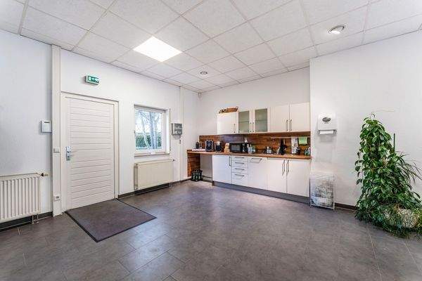 Büroraum 3 - Ausgang Innenhof