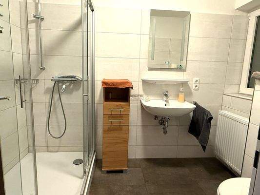 Bad Einliegerwohnung