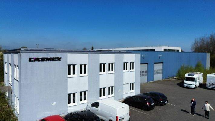 Luftaufnahme seitlich