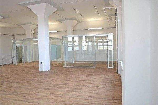 401Podestflächelinks