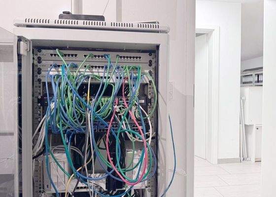 G009-2025_Serverschrank