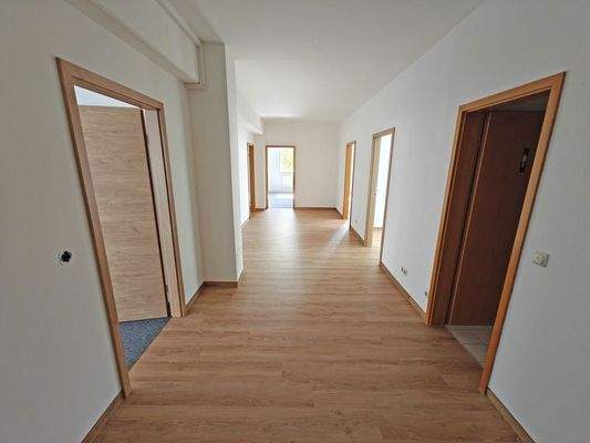 Bürofläche 1. OG rechts