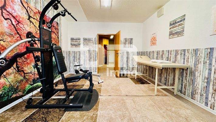EG Gebäude 3 Fitnessraum / Sauna / Dusche