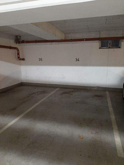 Wedel Garage, Wedel Stellplatz