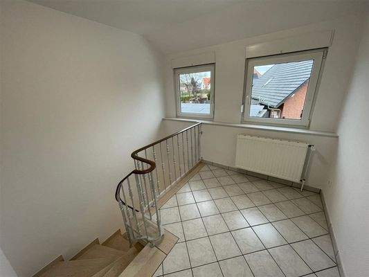 Aufgang Treppe zum OG