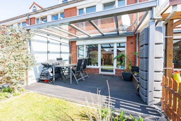 überdachte Terrasse