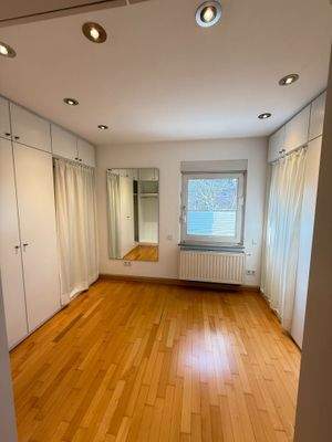 Blick ins Ankleidezimmer