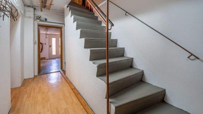 Treppenaufgang KG ins EG