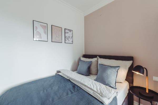 2. Schlafzimmer