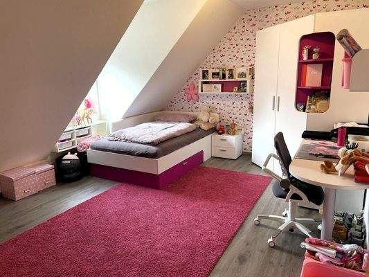 Hochwertiges Zweifamilienhaus