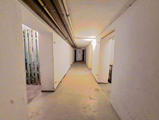 gepflegte Kellergänge