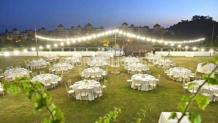 Commercial Investment Property in Benalmádena for Hotel or SPA