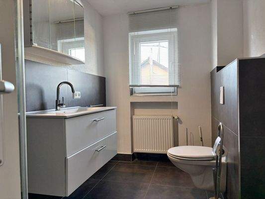 Duschbad im Dachgeschoss
