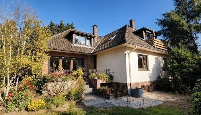 Südseite mit Terrasse