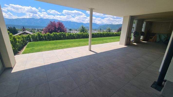 Gedeckte Terrasse 