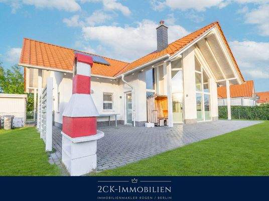 mit großer Terrasse