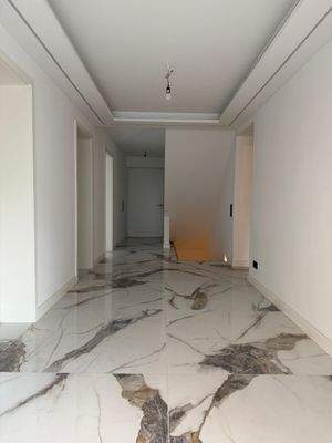 Flur zur Eingangstür 