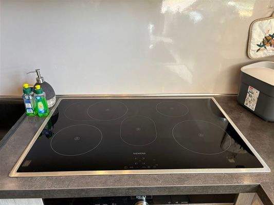 extra großes Induktionsfeld