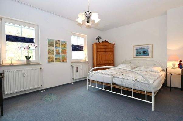 Ein weiteres Schlafzimmer im Obergeschoss 