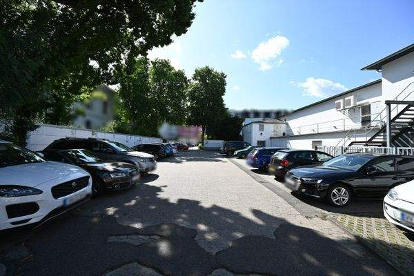 Innenhof/Parkplätze