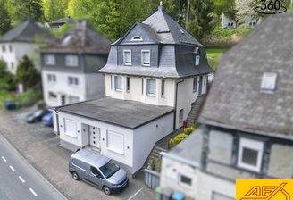 Einfamilienhaus mit Einliegerwohnung