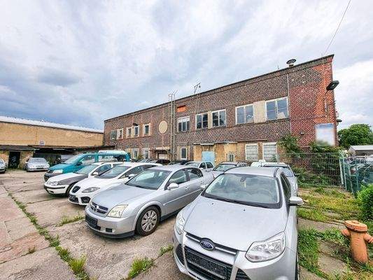 Büro/Werkstatt I Halle 2