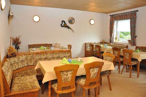 32 Frühstücksraum.jpg