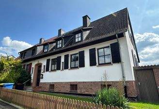 1 vorderansicht-dhh-bovenden-reyershausen-rkm-immobilienkontor.jpg