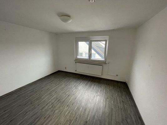 Wohnung-Gießen-Aulweg-11-50060-074-WE77-Raum