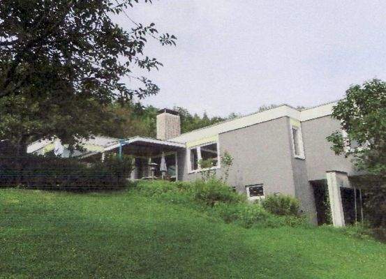 Blick vom Garten aufs Haus