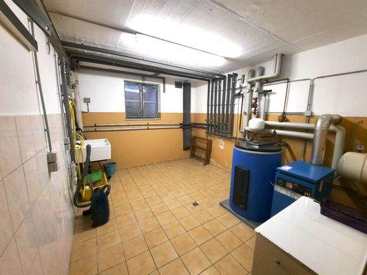 UG Heizungskeller Waschküche