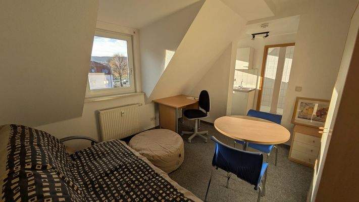 Wohnraum - möbiliert