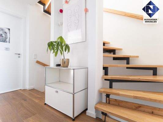 Treppe ins OG und DG