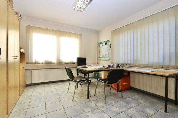 Das Büro beim Eingangsbereich