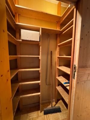Einbauschrank
