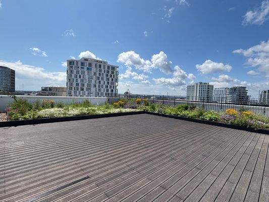Dachterrasse mit Sonne