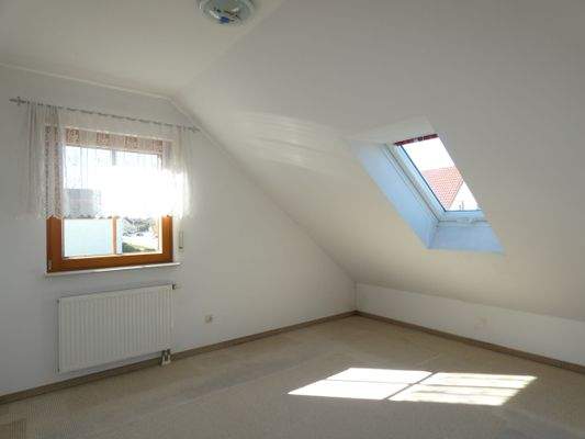 016-Schlafraum DG.JPG