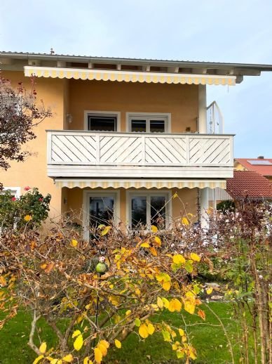 Ihr neues Zuhause - wunderschöne 5 Zimmer Wohnung mit Balkon Garten, Garage und viel Platz für die Familie