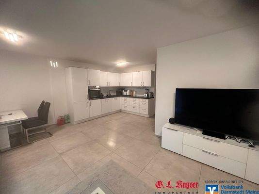 Wohn-Esszimmer mit EBK