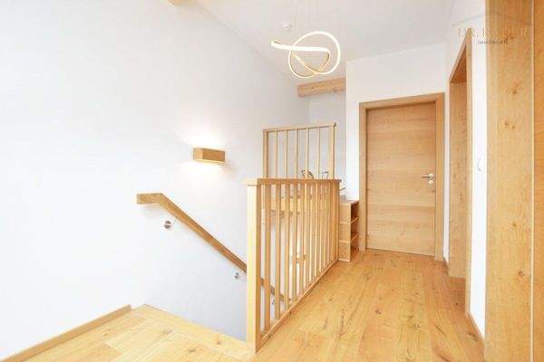 Aufgang in das Obergeschoß